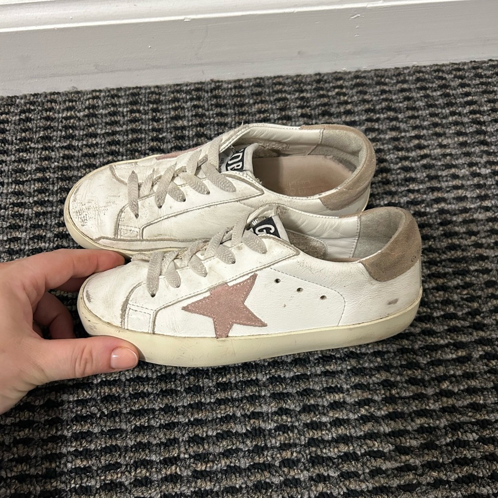 Golden Goose Sneakers